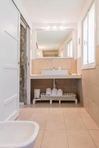 Phòng tắm tại Agriturismo Caranatura