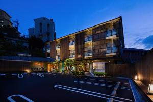 Bangunan di mana terletaknya hotel