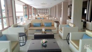 Green Lake Resort - SHA Extra Plus Certified的休息区