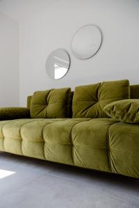 Posezení v ubytování Einzigartiges Loft von Loftalive