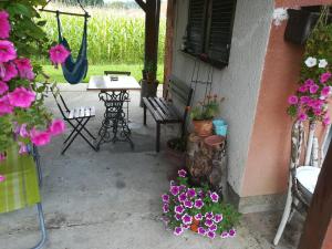 Fotografie z fotogalerie ubytování Holiday home Pustodol v destinaci Donja Stubica