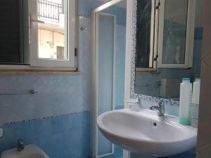 Koupelna v ubytování B&B Elio's