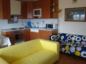 Kuchyňa alebo kuchynka v ubytovaní Apartments Žgogo