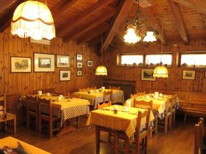 Restaurace v ubytování Hotel Locanda Grauson