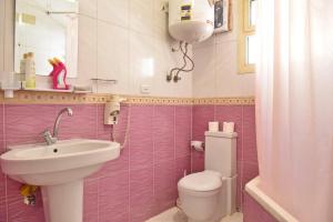 Ένα μπάνιο στο Royal Residence Families Only +30 φωτογραφίες