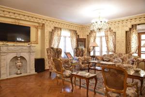 Istumisnurk majutusasutuses Royal Residence Families Only