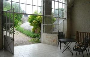 Gallery image of Gîte de l'Orangerie 15 pers. in Saint-Gervais-la-Forêt