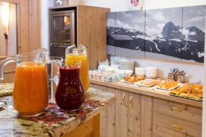 Jedlo v ubytovaní bed & breakfast alebo blízkom okolí