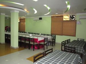 Hotel Galaxy的休息区