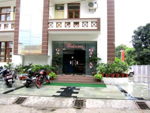 Hotel Galaxy的门面或入口