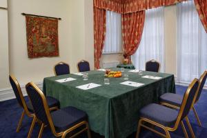 Der Geschäftsbereich oder Konferenzraum in der Unterkunft Best Western Swiss Cottage Hotel