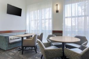 TV a/nebo společenská místnost v ubytování Hyatt Place Dallas/Grapevine