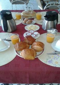 Frukostalternativ för gäster på Hotel La Gazelle