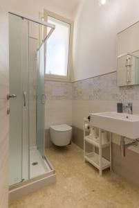 A bathroom at La Rosa Dei Venti Még 31 kép