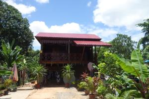 Gallery image of Authentic Cambodian Angkor Cottage in Siem Reap