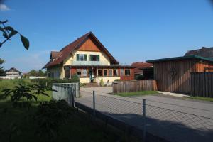 Budova, kde se bed and breakfast nachází