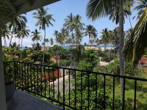Gallery image of Green Almond Hotel in Unawatuna