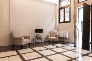 A seating area at Il Pozzo Magico