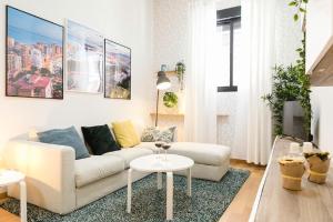 Posedenie v ubytovaní Family apartment Patio&Swimming pool in center Malaga