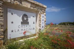 Certifikát, hodnocení, plakát nebo jiný dokument vystavený v ubytování Casale La Macina - Hotel, Scopello