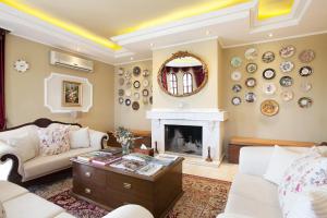 Гостиная зона в Meryem's Hotel