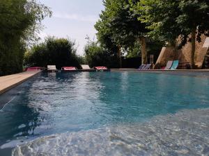 Πισίνα στο ή κοντά στο Domaine Saint Dominique