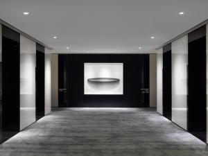 Uma cama ou camas num quarto em The Murray, Hong Kong, a Niccolo Hotel