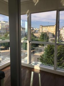 Nespecifikovaný výhled na destinaci Lugo nebo výhled na město při pohledu z apartmánu
