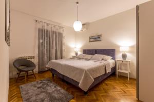 Postel nebo postele na pokoji v ubytování Split-Villas Dalmatica for 12