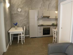 Köök või kööginurk majutusasutuses Top Floor Navona