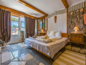 En eller flere senge i et værelse på Apartments Susanne + 99 billeder