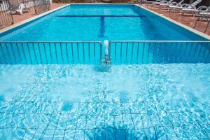 Bazén v ubytování Hotel Eden nebo v jeho okolí