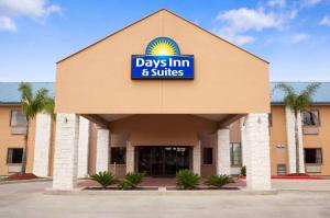Fotografie z fotogalerie ubytování Days Inn & Suites by Wyndham Conroe North v destinaci Conroe