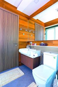 Koupelna v ubytování LuxSL LuxuryStyleofLife 4