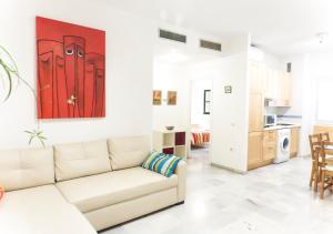 A kitchen or kitchenette at Archeros Oasis