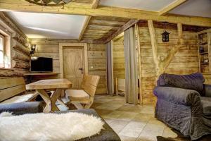Posedenie v ubytovaní Apartament Regionalny + 7 fotografií