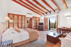 Gallery image of Torrent Fals in Santa Maria del Cam&iacute;