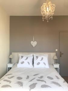 Gallery image of La Bulle de Champagne in Épernay +15 photos