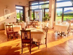 Restaurace v ubytování Albergo Cosmera