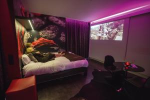 TV a/nebo společenská místnost v ubytování Loft Aan Het Water