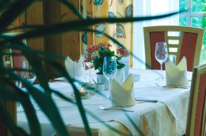 Restauracja lub miejsce do jedzenia w obiekcie Landhotel Wachau - Hotel Garni