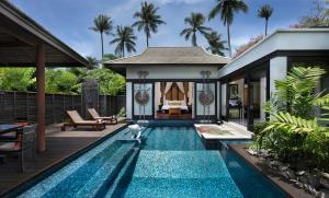 The swimming pool at or close to Anantara Mai Khao Phuket Villas