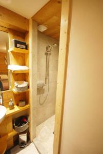 Ванная комната в Appartement 25m2 à Saint-Gervais les bains