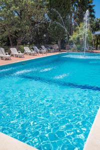 Bazén v ubytování Hotel Eden nebo v jeho okolí