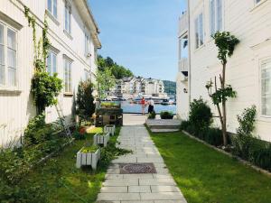 Afbeelding uit fotogalerij van Tvedestrand Fjordhotell - Unike Hoteller in Tvedestrand