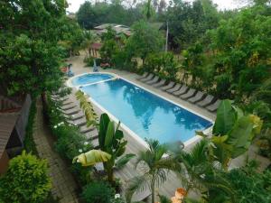 Vista de la piscina de Sengahloune Resort o alrededores