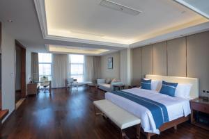 Yushan Town Tianji Cloud Business Hotel 객실 침대