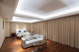 Yushan Town Tianji Cloud Business Hotel 객실 침대