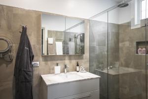 Bagno di Noah's Stanley Luxury Bed and Breakfast