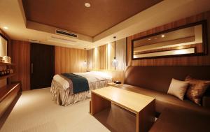 A bed or beds in a room at N Hotel